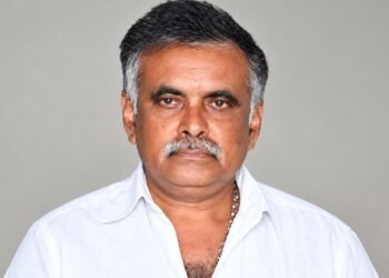 ಹೂವು ಬಿಡಿಸಲೆಂದು ಜಮೀನಿಗೆ ಹೋದ ರೈತನನ್ನು ಬಲಿ ಪಡೆದ ಚಿರತೆ